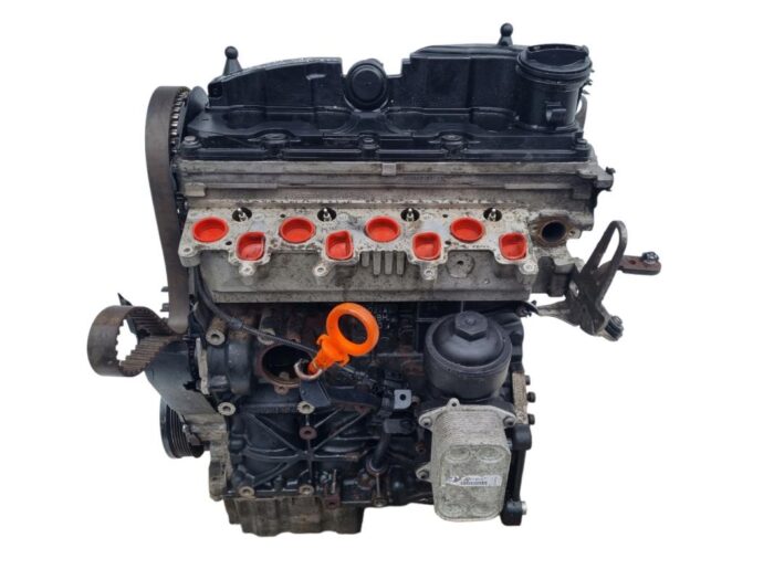 Motor cayb volkswagen golf vi variant (aj5) 1.6 tdi - Imagen 2